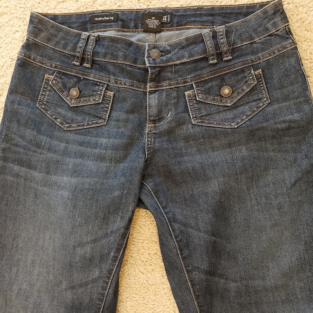 A.N.A. Modern flare legs Jean
